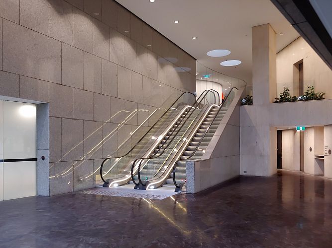 No 1 Spring Street - New Lobby Escalators