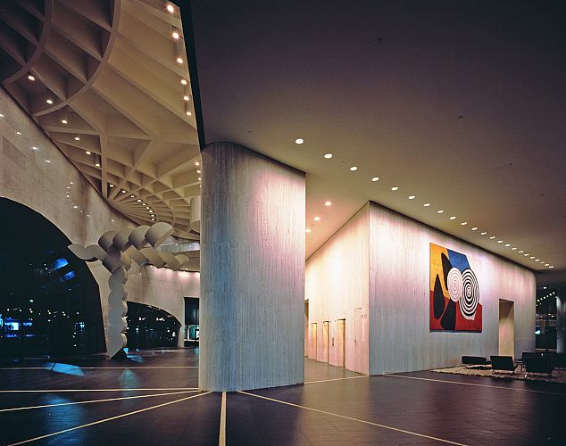 The entrance lobby with exposed structure and artworks by Carlberg and Calder